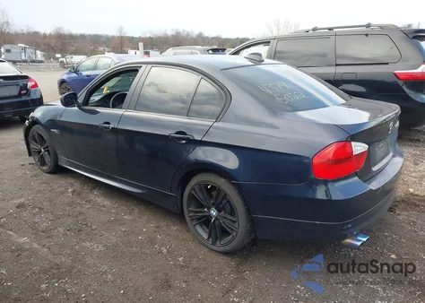 2007 BMW 328Xi z USA, uszkodzony, nr VIN WBAVC93587KZ70389